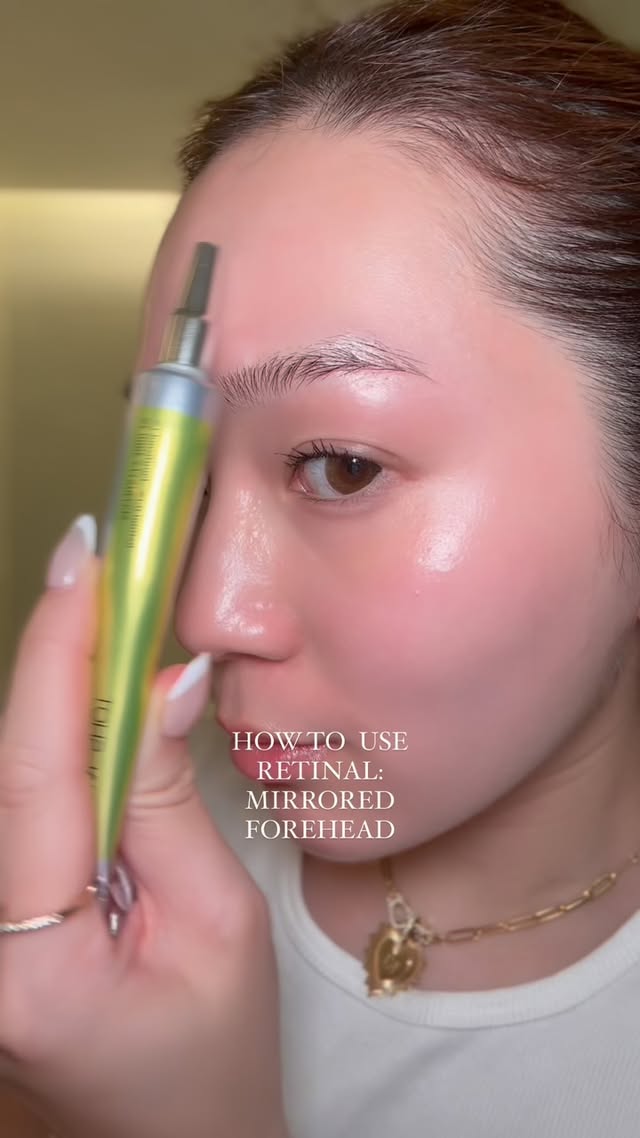 “Retinal forehead” is a thing and it’s when the skin
becomes tighter because retinal in a way irons out the wrinkles…. How does it work?
- fast cell turnover
-collagen boost = tight skin
-sebum regulation
-glow affect because microscopic exfoliation
#skincare101 #koreanbeauty #retinal #iron #wrinkle #wrinkles #glowing #antiaging101 #skin #koreanskincare #celimax #retinalshot