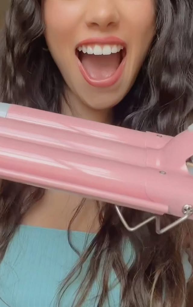 how to look like you spent the day at the beach (even though you didn't) ⛱️
@nataliegaray using triple barrel waver