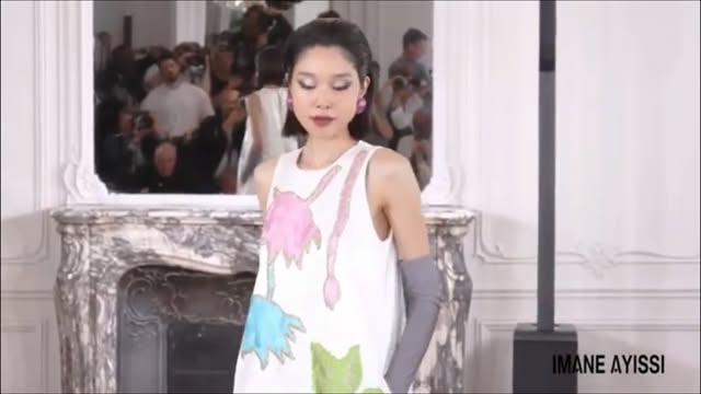 Runway
@imane_ayissi Haute Couture Fall Winter 25/26
Make up signed by Marcello Costa
With @tartecosmetics France
#teammarcellocosta
1st assistant: @debora_ninja
key Hair: @gianky.hair x @beautick_official, @beppedeliaofficial
Hair Team: @beautick_official
📸 : @ttgx1.1
@parisfashionweek @hautecoutureweek