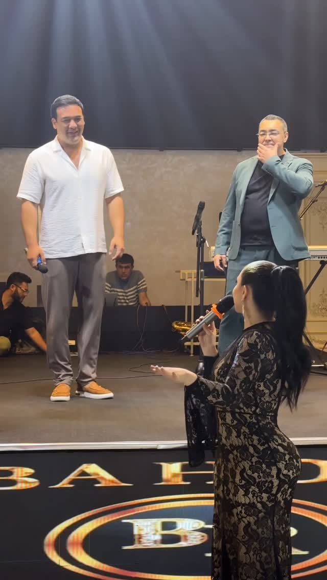 🙋🏻♀️🎤