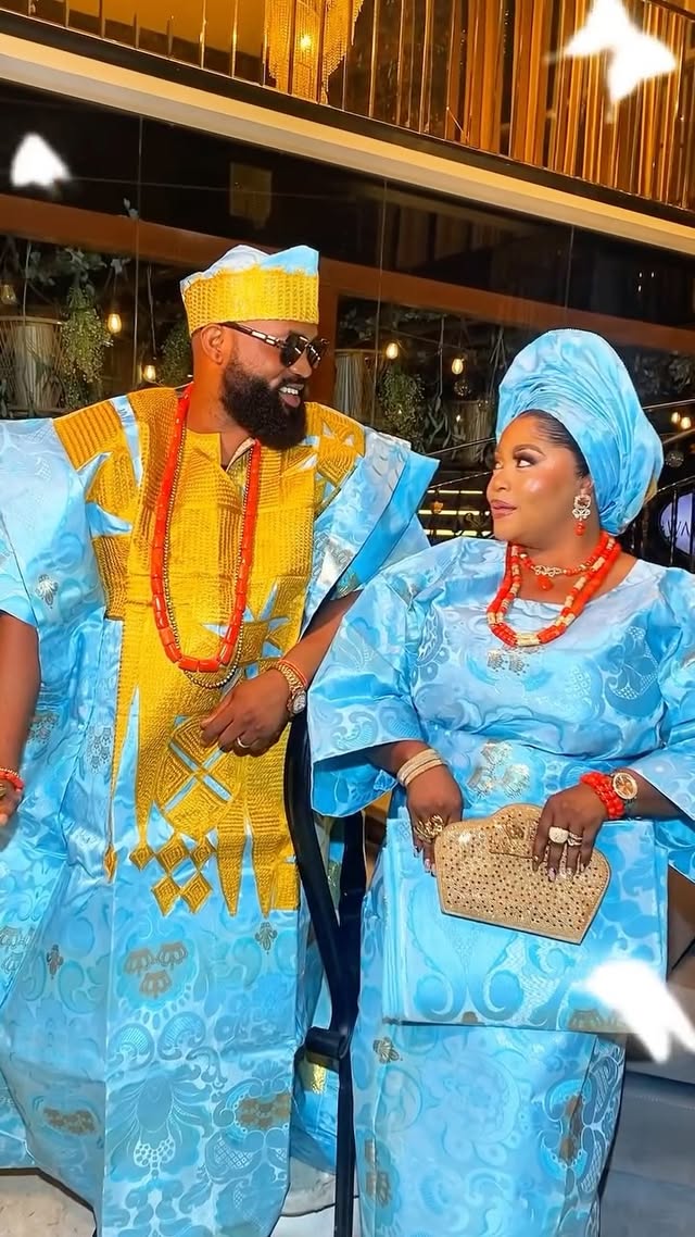 THE ONES WHO LOVE YOU ,WILL NEVER LEAVE YOU.
#Even if there are 100 reasons to give up,they will find one reason to hold on. ❤️- Steve Jobs
*********************************************
Our glam squad:
Bride’s outfit: @zanzeespabeautynstyle
Groom’s outfit: @zanzeekingsapparel
Makeup & Gele: @kaffysbeauty
Videography: @agbosblogg