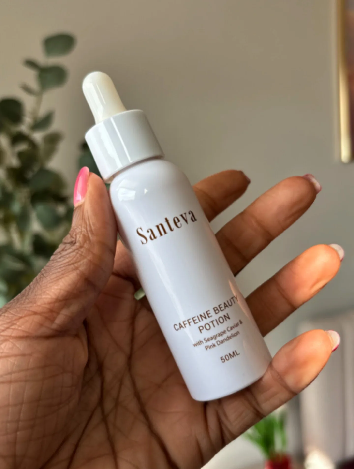 Skin feeling tired, tight, or just blah? This combo is your comeback. 💧
Beta-Glucan. Pink Dandelion. Acetyl Hexapeptide-8.
Soothe, smooth, and protect — all in one glow potion. ✨
What do you crave most for your skin?👇