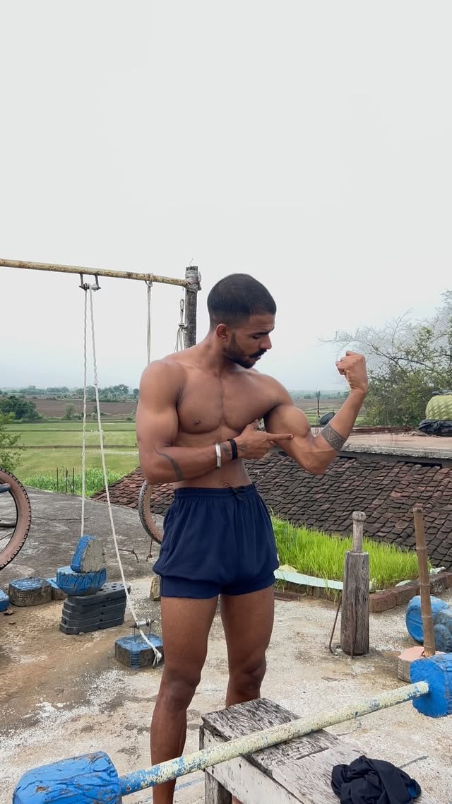 Best Biseps Workout 💪😱
..
..
..
#workout #bodybuilding #biseps #explore #exercise #reels #viral #instagram #fitness #fitnessmotivation
