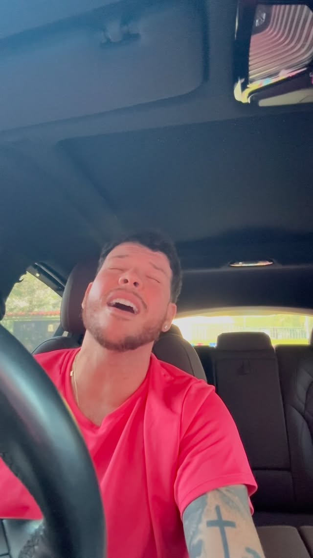 “Um dia vou ver a fera ronronar com doçura”
Esse djvan….😮💨❤️🏆
