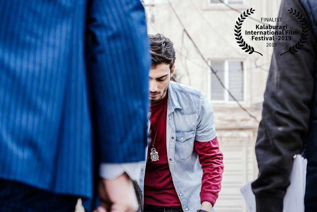 .
فیلم کوتاه “ من یک نفر را کشتم “ به فینال جشنواره بین المللی Kalaburagi International Film Festival در کشور هند راه یافت.
#film #festival #kalaburagi_international_film_festival #actor #artis #photo #shortfilm #cinema