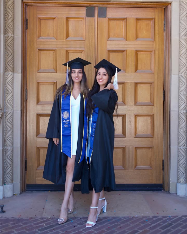Кизларим @fatimakbarovaa ва @zukhrakbar силар билан фахрланаман 👩🏻🎓👩🏻🎓❤️❤️