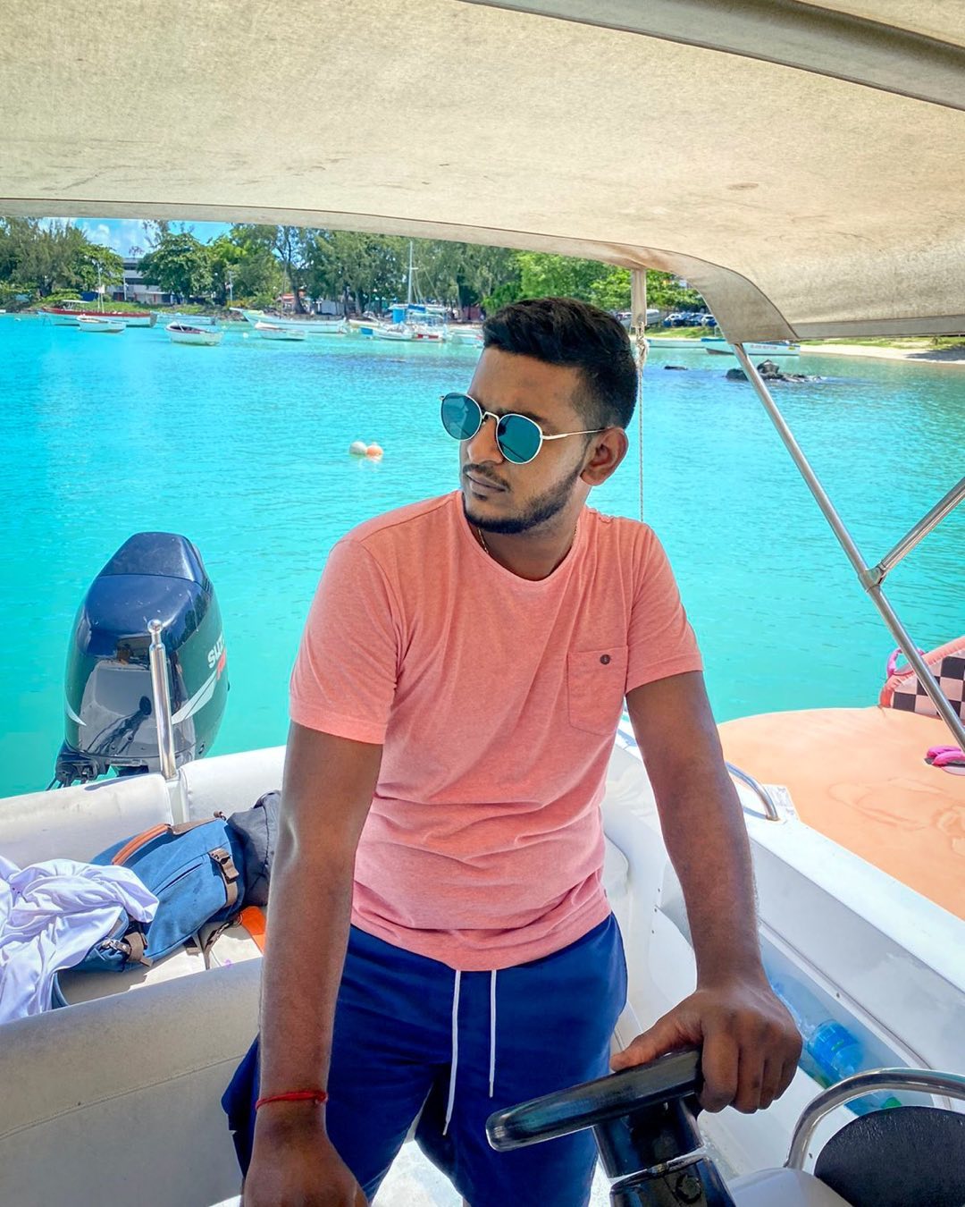#newpost #sunny #saturdayvibes #boat
#follow4follows
#teamab🆎