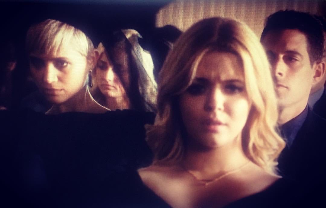 📷 Pretty Little Liars