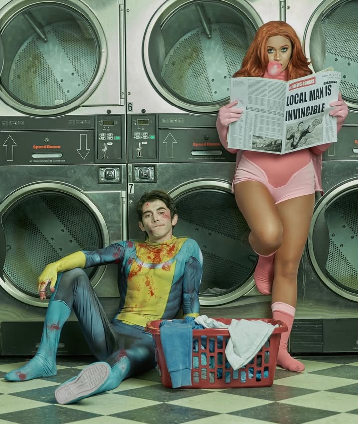 🧺 Doing Laundry, inspired by THE KING✨ @_picolo ✨
•
💥Invincible: @chrisvillain
💅🏻Atom Eve: @caoimhe
🎨 Original Art: @_picolo
📸 Photographer: @brooklynallanphoto