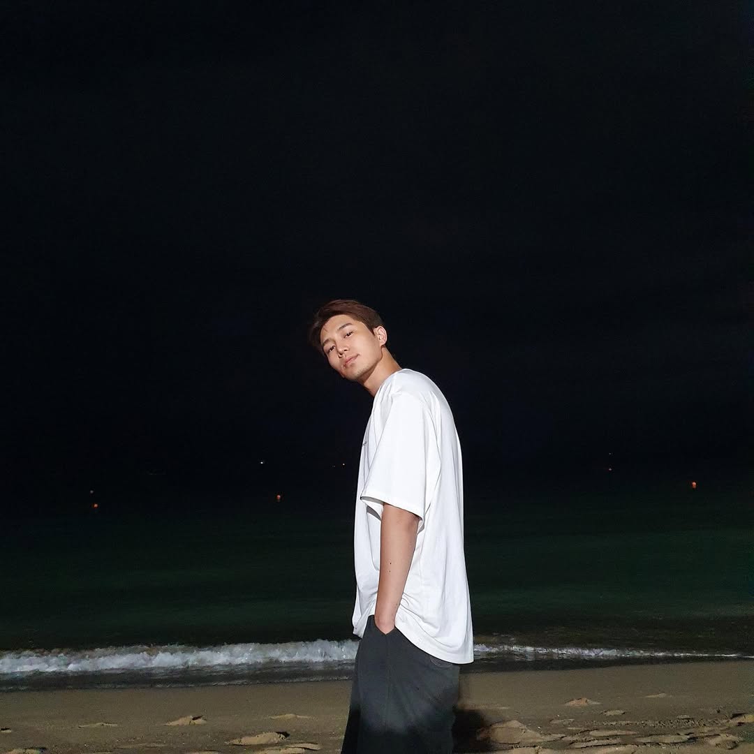 🌊