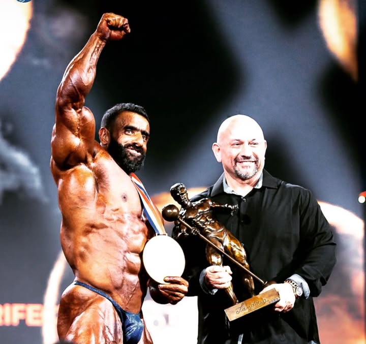Happy birthday, my brother. I hope that you will be successful and victorious in all stages of your life. I love you, the best coach in the world. I love you, brother.🫡
زاد روزت همایون باد بهترین مربی و داداش دنیا🎊🎈🎁🌸🌺💐🌹🌼🌻🎂🎂🎂🎂🎂🎂🎂🎂🎂