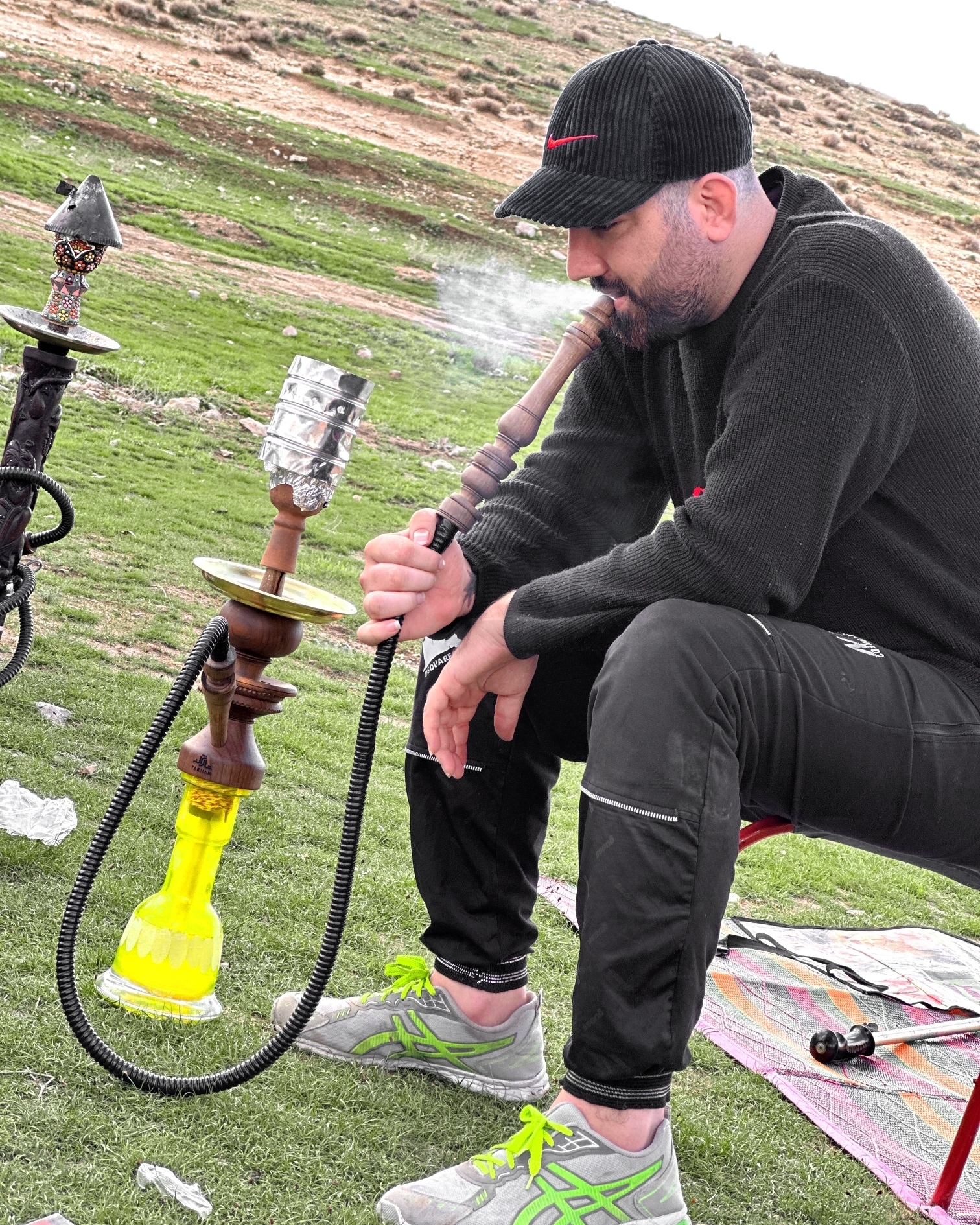 هیچ دوربینی نمیتونه از نگاه تو چشمام و حس توی قلبم عکس بندازه وقتی بهت نگاه می کنم📸♥️
#کوردی #کرمانشاه #کوردستان #عاشقانه #کلهر #عکسنوشته #عکاسی #عیدنوروز #گیلانغربیها #گیلانگردی