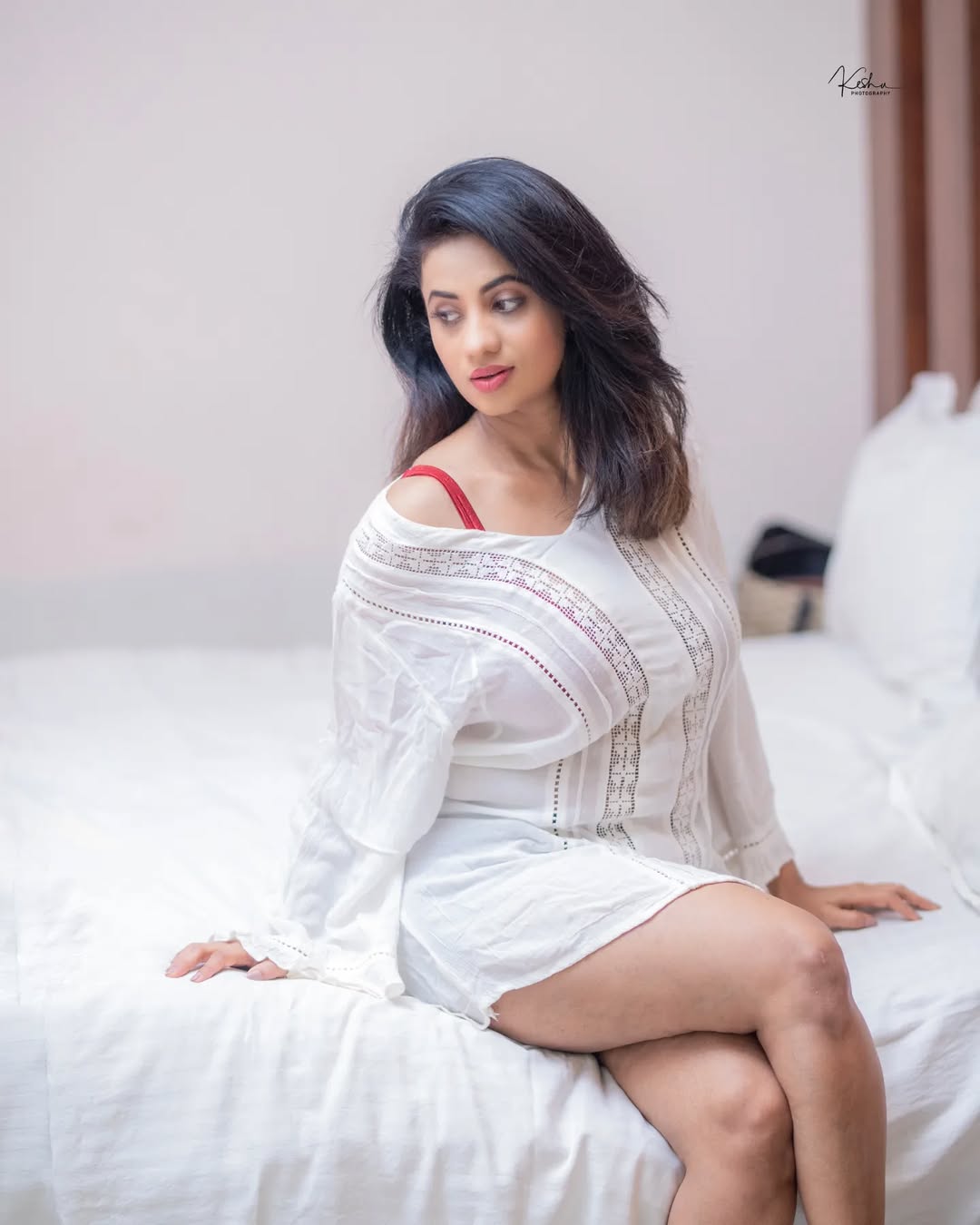 🤍🤍Summer is always good for lazy day🤍🤍
.
.
Clicked by : @they_call_me_keshu