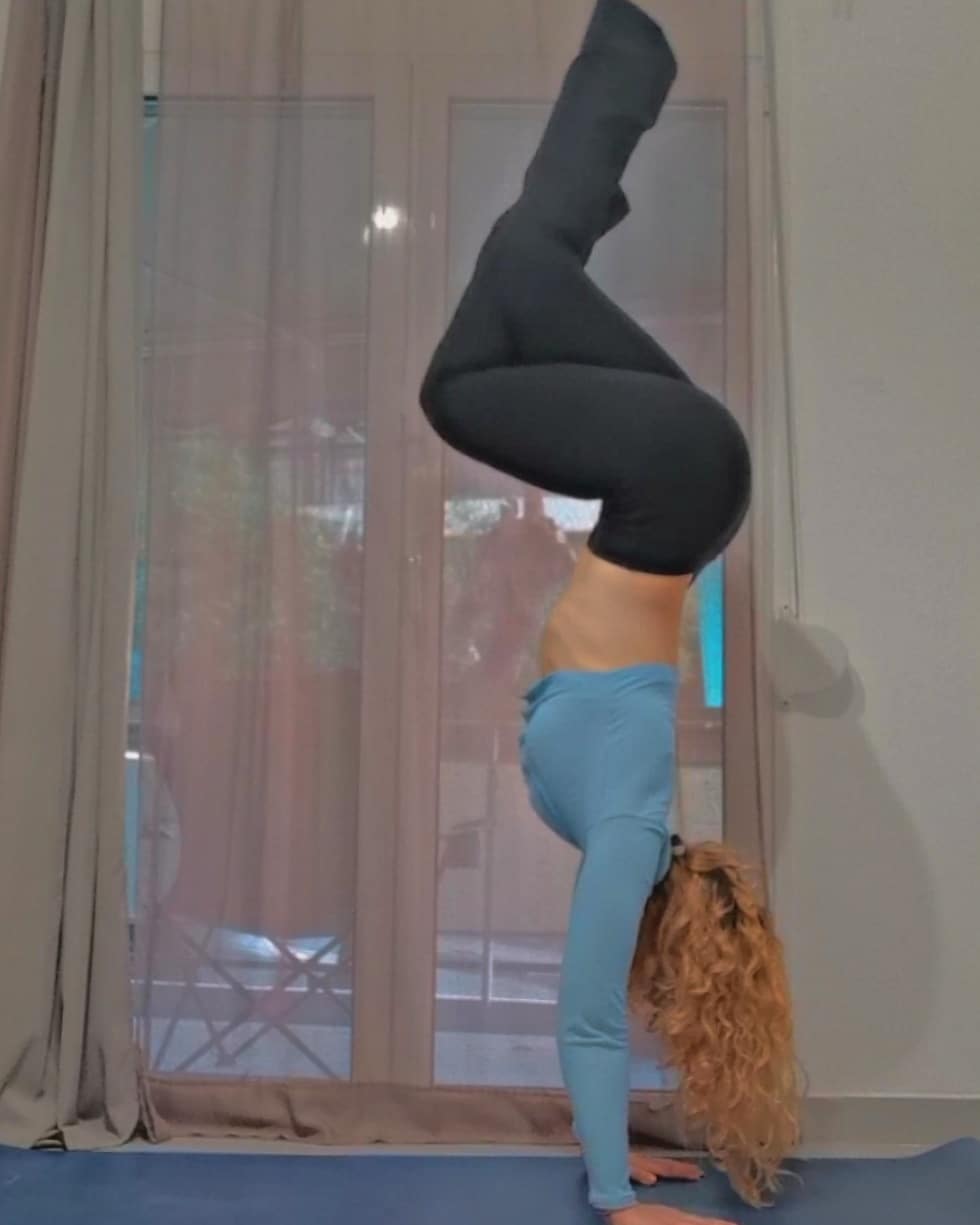 Welcome to Day 7💙🤸♀️
#ALOboutlegvariations2
April 1-8, 2023
We had so much fun last year we are back with round 2! Join us for 8 fun filled days of exploring different leg variations upside down in your choice of shoulder stand, headstand, forearm stand, funky pincha or handstand. Of course feel free to use the wall or modify or take the leg variations in other poses such as seated, standing or supine.
Hosts:
@xo.alyssa.marie
@mochaccinoland
@eternal_sunshine_yogi
@spiritual_bish
@mayyoga16
@kasia_delights
Generous Sponsors:
@aloyoga + @alomoves
One winner will receive a $100 Alo Yoga gift card and 6 free months of Alo Moves.
Pose Line Up:
1. Butterfly or Frog
2. Lotus, Half Lotus or Tree
3. Straddle or Puppy
4. Stag or Splits
5. Bow & Arrow or Charger
6. Straight or L-Shape
7. Eagle or Lady Legs
8. Yogi’s Choice
How to Participate:
1. Follow all hosts and sponsors
2. Repost the flyer to your page and tag a few friends
3. Look to the hosts’ pages for daily pose inspiration
4. Post daily using #ALOboutlegvariations2 and don’t forget to tag your hosts and sponsor in the caption
5. Have fun and make sure your profile is set to public so we can see your posts in the gallery!
#alochallengeannouncement #aloyogachallenge #aloyoga #inversionaddict #inversions #legvariations #challengeyourself