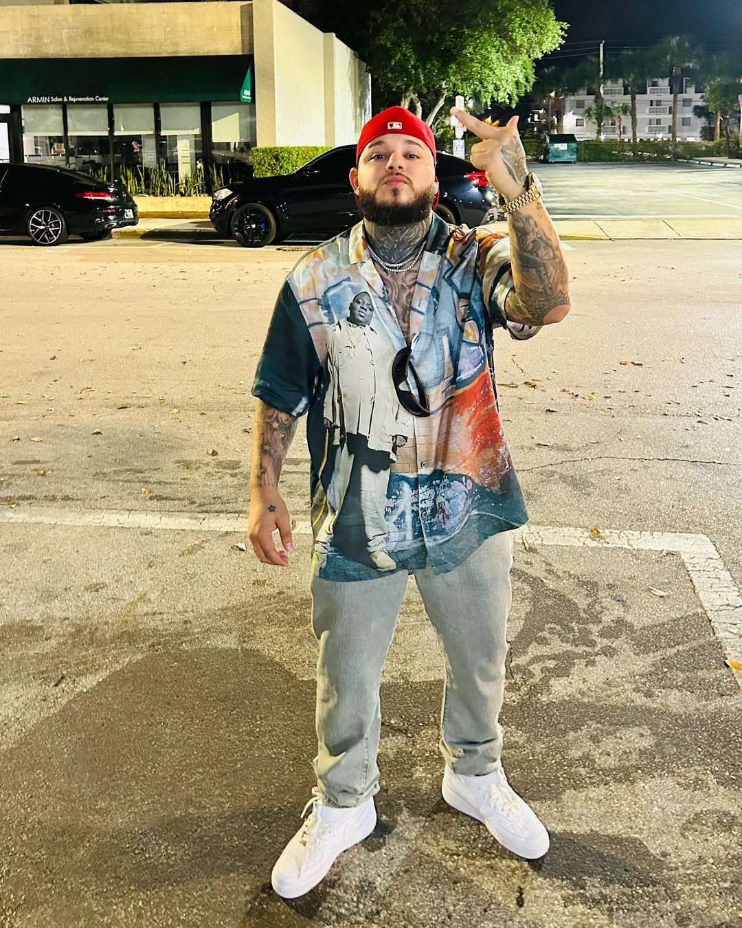 Ustedes no tienen el don pero como roncan ๐ช๏ธ
#mango #fresa #fiesta #fordfiesta #noche #alcohol #air #domingo #lindo #beautifull #musica #miamibeach #fashionstyle #fashiongram #fashionphotography