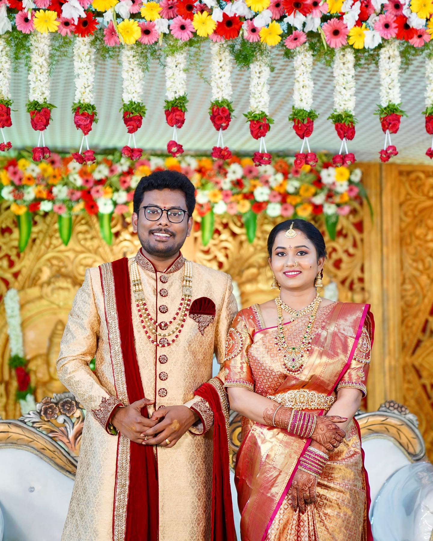 When I follow my heart, it leads me to you❤️Happy 6 months ❤️♾️
#SwaChaKalyanam #SwapChay #wedding #happilyeverafter #brideandgroom #love #foreverandalways #tyingtheknot #loveisintheair