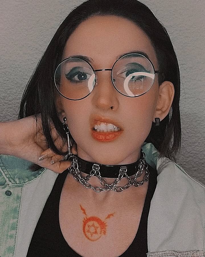 Me estuve sacando muchas fotos ahora que ando grabando videitos, así que las voy a ir subiendo 🥹🩷✨️