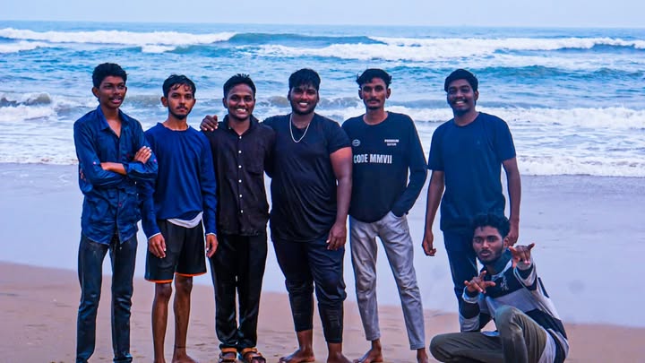 Some BOND Create moments of joy 💞
.
.
.
.
.
.
.
.
.
.
.
.
#goldenfrnds