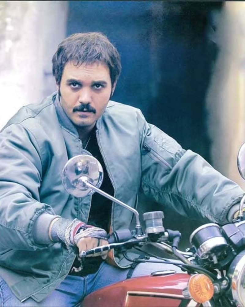 ،
استقبال از پست قبلی بالاتر از تصورم بود!
مخصوصا واکنش بانوانِ عشق موتور🏁🤍
،
گفتم یه آلبوم عشقبازی هم بریم بالا😉
،
زیرش بنویسید برام جذابترین دلبر آهنی از نظر شما چه موتوریه؟؟؟🤔🏁
،
به آرزوی قبلیم یکی دیگه اضافه کنم:
به امید آزاد و قانونی شدن موتورسواری خانم های ایرانی🏁🩷🏁