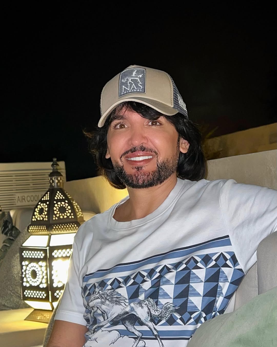 Dani The start of a year presents us with a chance to begin anew.
We hold the ability to shape our narrative and transform each day into something. Let us welcome starts and craft a year brimming with enchantment and opportunities. Happy new year Bonne Année 2024 كل عام وانتم بخير 🎉🎉🎉🎉#dubai #paris #happynewyear2024♥️🎆🎉✨🎈🌹💐❤️❤️❤️