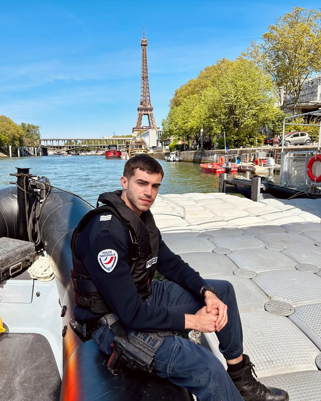 N’oubliez pas de catcher vos dreams pour 2024 🤪
Restez plus connecté dans la vie que sur les réseaux c’est important 👍
Bonne année à tous !