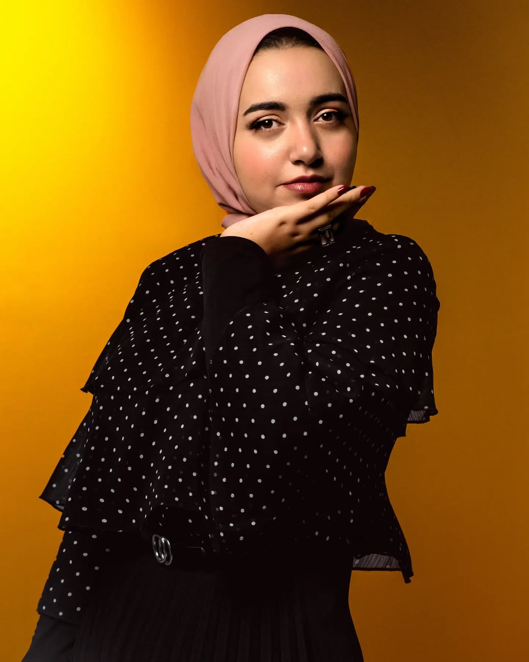 BE WITH WHO UNDERSTANDS HOW RARE YOUR LOVE IS ♥️💎
styled by : @marwa_al_hakeem ♥️
Makeup by : @nouran_emad.makeup_artist ♥️
Photography 📸 : @jerkography ♥️
#nadaemadsinger
#اللي_حبوا_ندى_عماد
#اللي_حبوا♥️
#nevergiveup
#newpost