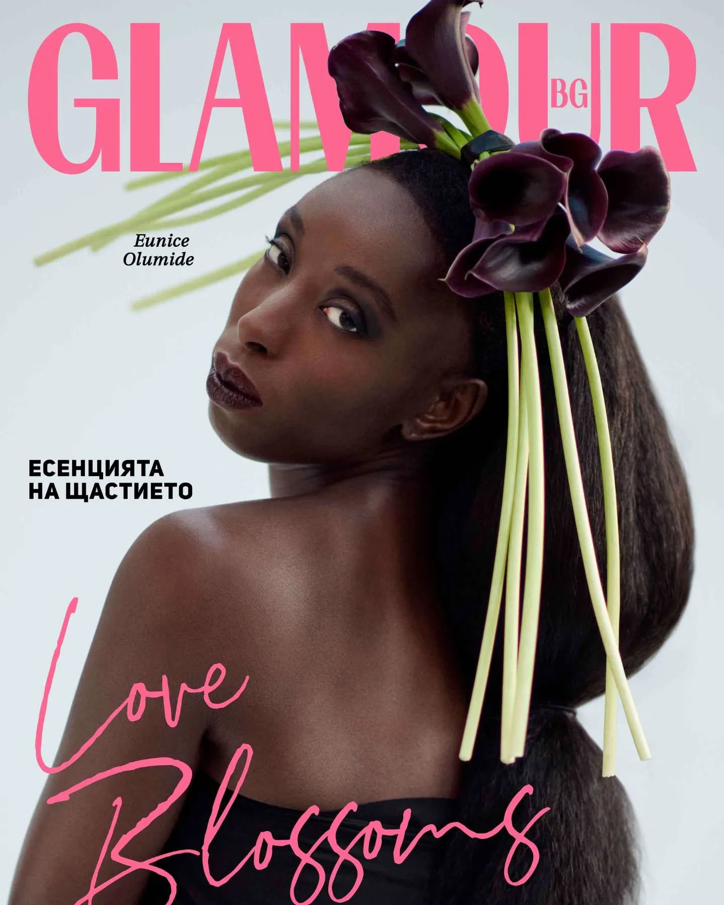To love is to know ones true self ๐ฉท๐๐ธ๐บ
Thank you for this gorgeous Winter Cover
Creative & Art Direction by me ๐ธ
Photographer: @chrisdavisstudio
MUA: Anita Andersonย
Styling @olumidegallery
Production: @orunfilm
Flowers & Floral Arrangement: @simpsonsflorist
Floral, Art & Creative Direction: Olumide Galleries LTDย
www.ogallerylondon.com
www.orunfilm.com