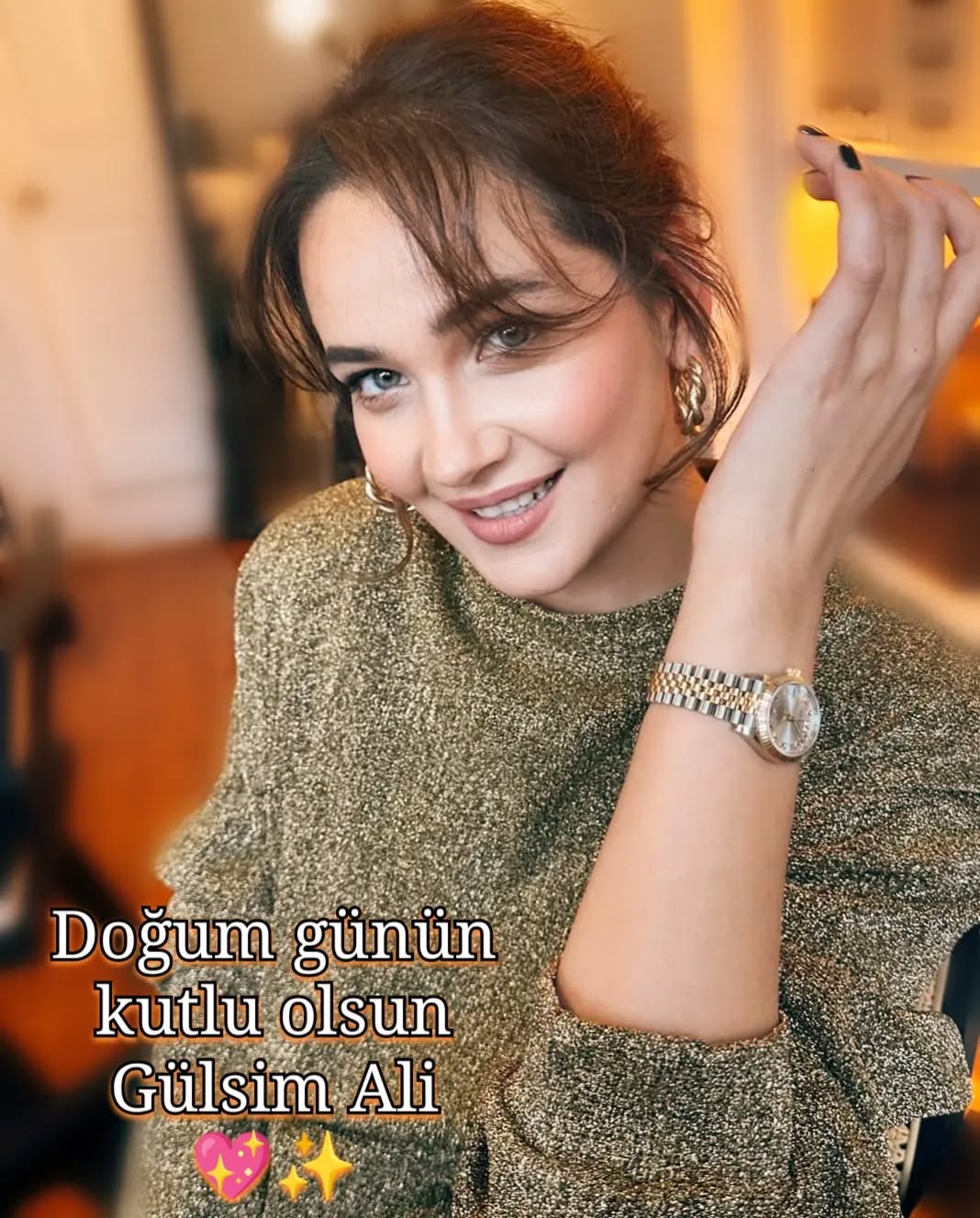 İyi ki doğmuşsun ablacım
yeni yaşın kutlu olsun @gyulsim
Biz hep seninleyizz
💖💖