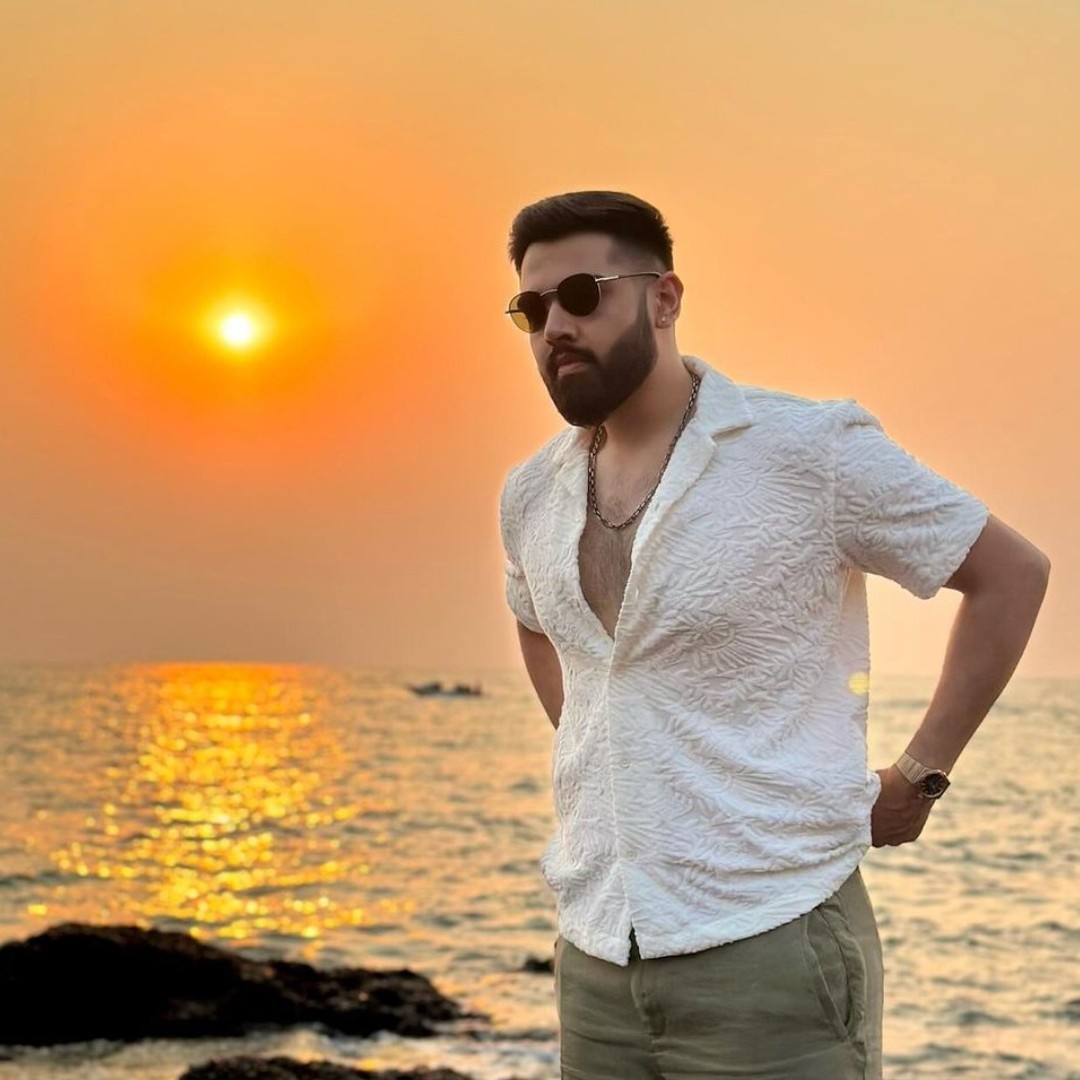 Every sunset has a story 🌅