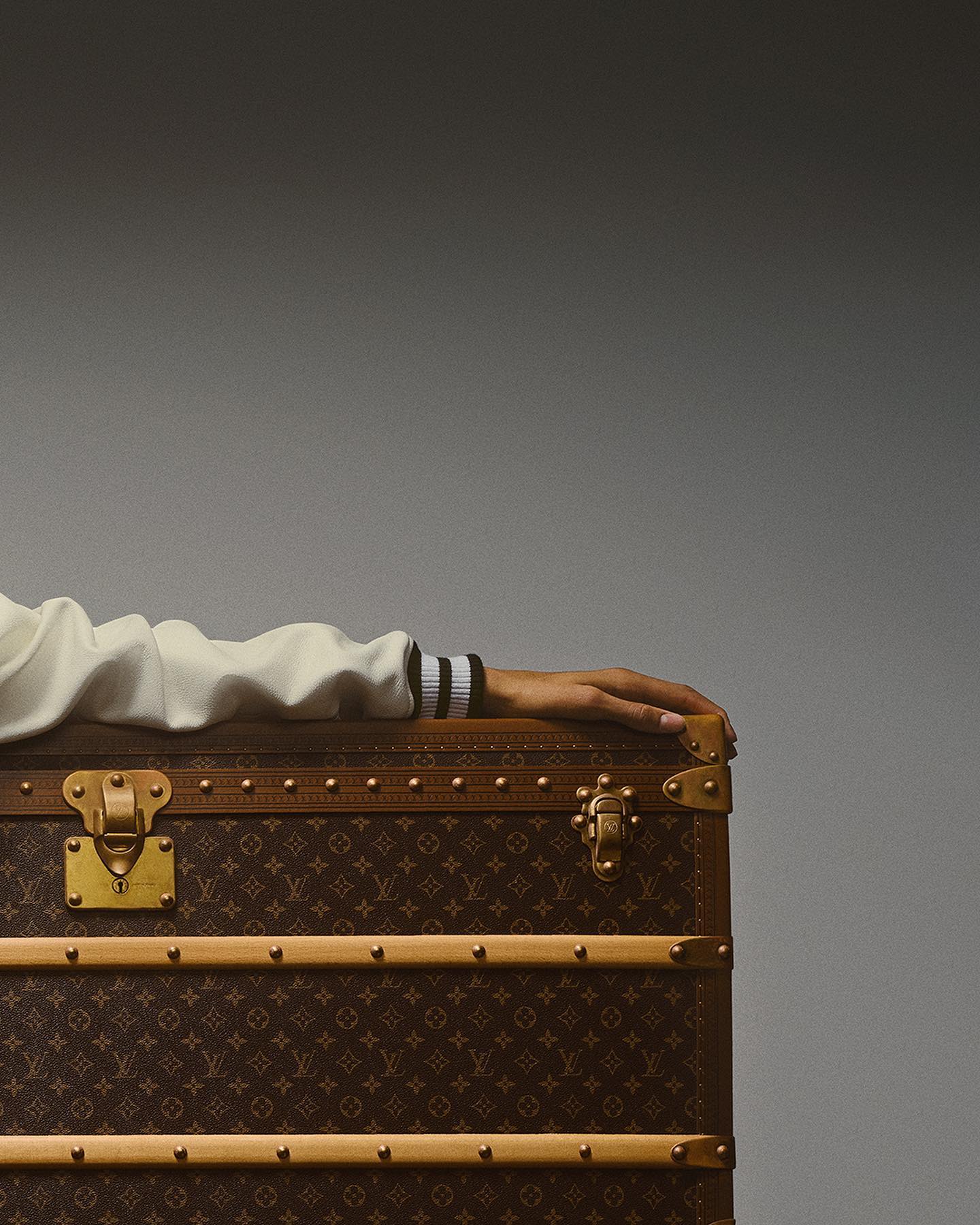 Victor Wembanyama for Louis Vuitton. The Maison and Men’s Creative Director @pharrell are pleased to welcome rising basketball star @wemby as a House Ambassador to begin a new chapter together — continuing Louis Vuitton’s longstanding commitment to sports.
#VictorWembanyama #PharrellWilliams #LouisVuitton