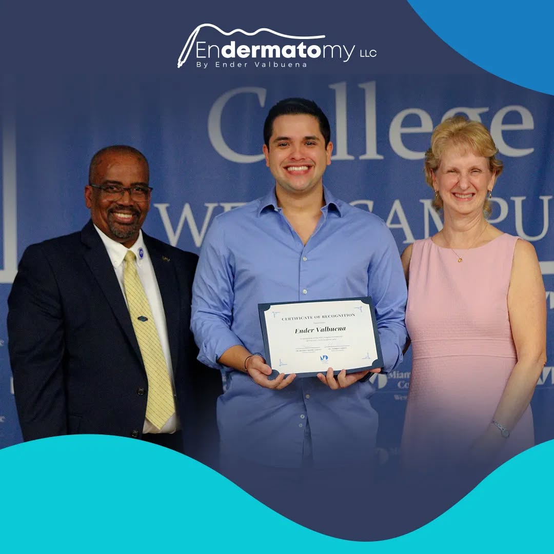 Academic Excellence Award Ceremony
Miami Dade College West Campus ⭐
Campus President
Dr. Beverly Moore-Garcia
Dean of Students
Dr. Andrew Carbon
Agradecido con Dios, familia y amigos por apoyarme a hacer esto posible, otra meta cumplida y vamos por más, formándome, estudiando para seguir avanzando en este gran sueño 🌟🌟🌟
#agradecido #reconocimiento #excellence #excelencia #miami #dade #academic #award #meta #sueño #logro