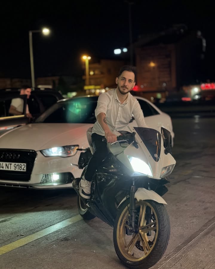 Beyaz uçağım eksik 😅🤍
