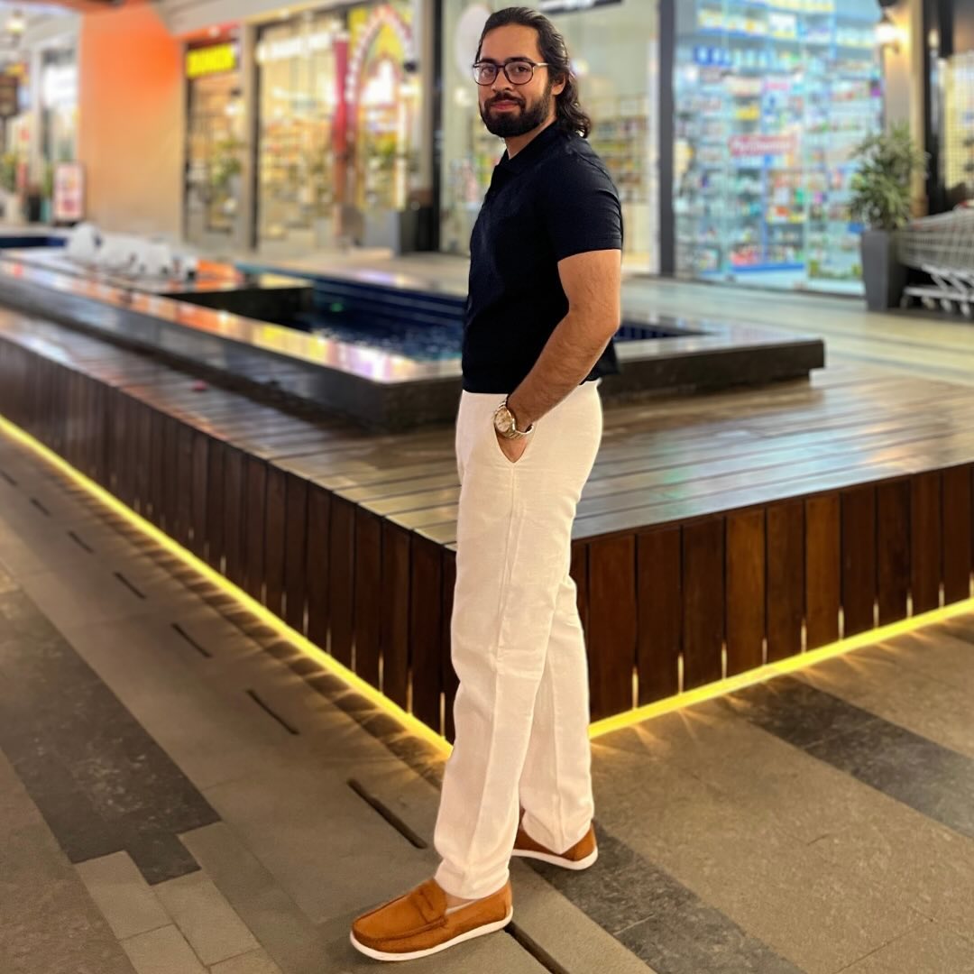 Back to basics 👕
#head2toe #oldmoney #mensstyle #mensfashion