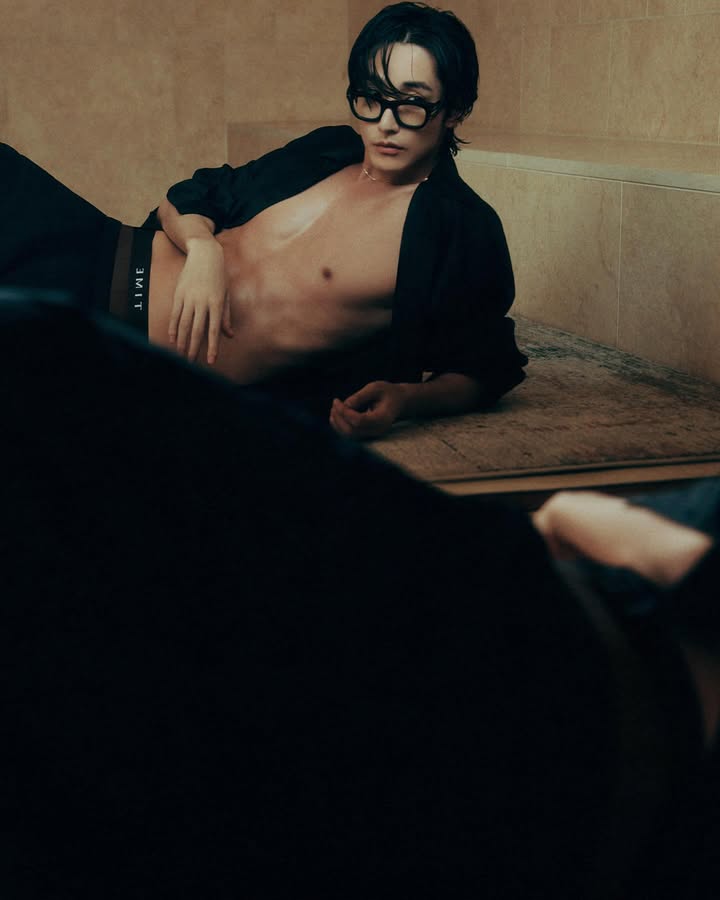 @timehomme_official
⚡️
@ellekorea