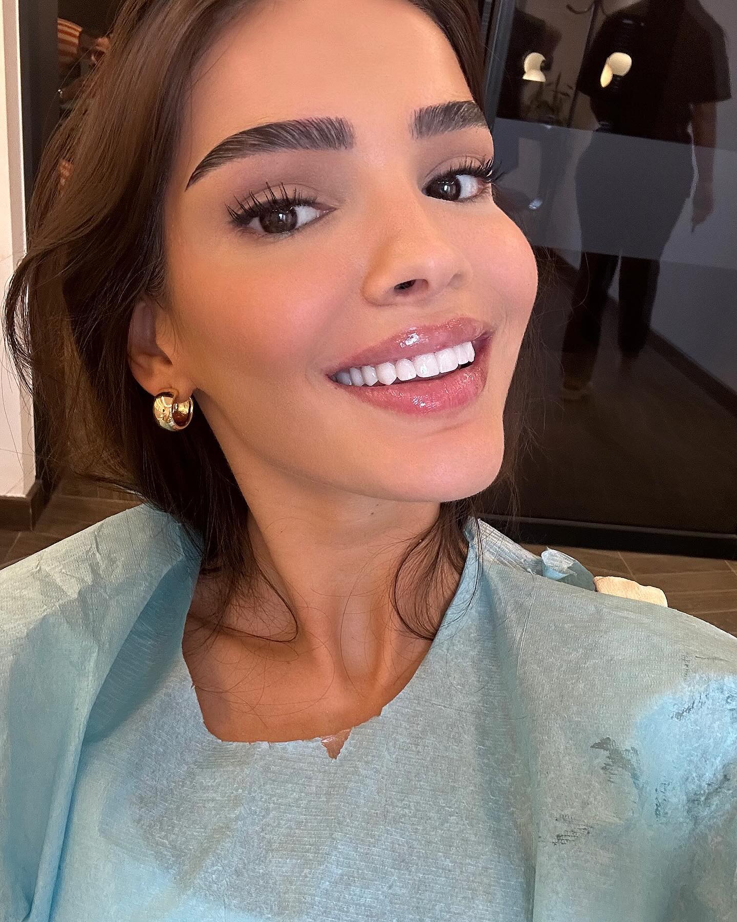 Per buzqeshjen time gjithmone zgjedh @dentfix_ks 🦷