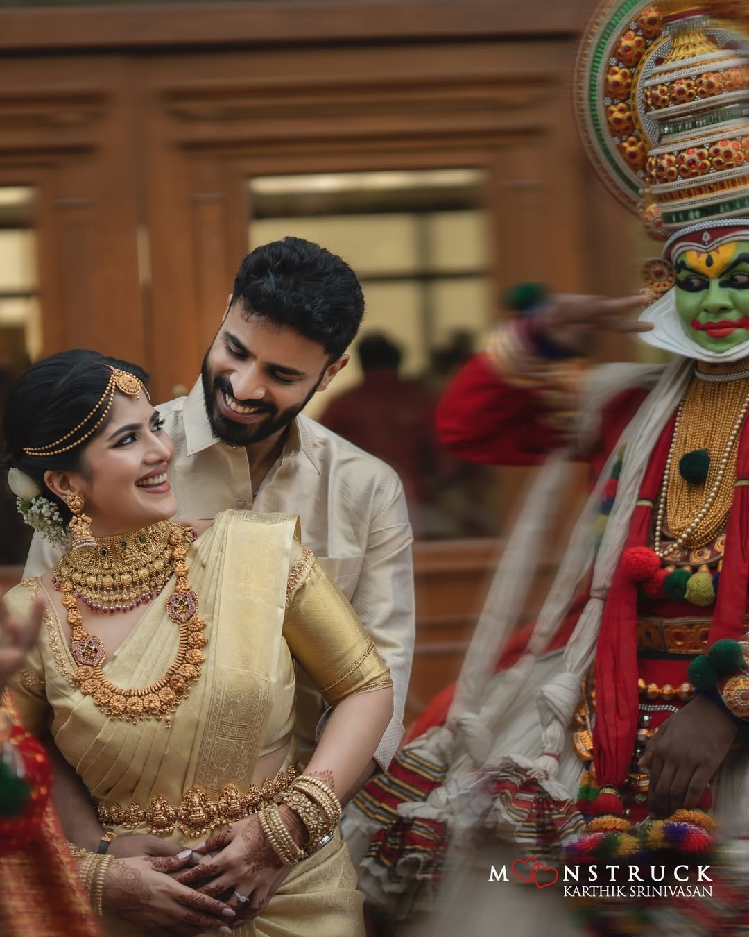 My bestfriend and soulmate
Forevermore 💍 🤍
Hair and make up @salomirdiamond @teamdiamondartistry @raisedbrowsbybhavani
Photography @moonstruckbykarthiksrinivasan
Saree @dhinakaran_silks
#MegsVish