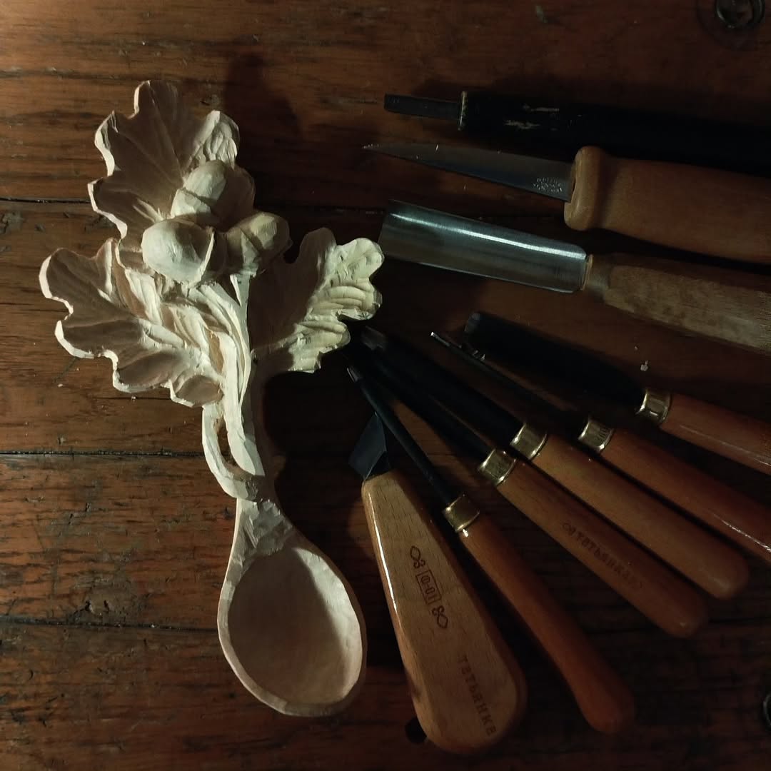 Вторая ложка челленджа в процессе 😁
#spooncarving