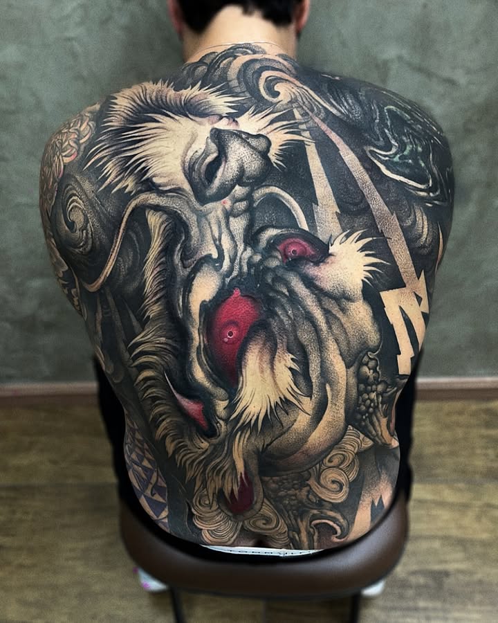 ÚLTIMOS HORÁRIOS PRA TATUAR EM 2024 GALERA!!
Para tatuar comigo, basta me enviar:
•IDÉIA (com referências)
•LOCAL (com foto)
•TAMANHO em CM
(ou circular a área)
Obrigado à todos que apoiam o meu trabalho!
