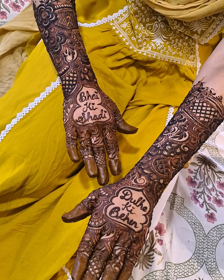 Bhai ki shadi✨️
.
.
.
.
.
.
#trending #audio #mehenditime #mehendi_by_saimakhan #mehendidesigns #inspirationalquotes #instagram #trendingsongs #newsong #mehendidesigns #heenahacks #heenatutorial #instagram #reelsitfeelsit #reelkarofeelkaro #creators #contantcreator #influencer #heenainspiration #mehendiart #dubaidesign #dubaimehendi❤️ #gulfmehendi #gulfmehendidesign #khafifdesigns #floraldesign #floralmehendi #boldmehndi @anamdarbar97 @saba_ka_jahaan @instantbollywood @mrunu @ms.dipika @payal_malik_53 @divasana @sanakhaan21 @ayeshaakhan_official @ayesh_aikh @anamdarbar97 @nagmamirajkar @farzana765