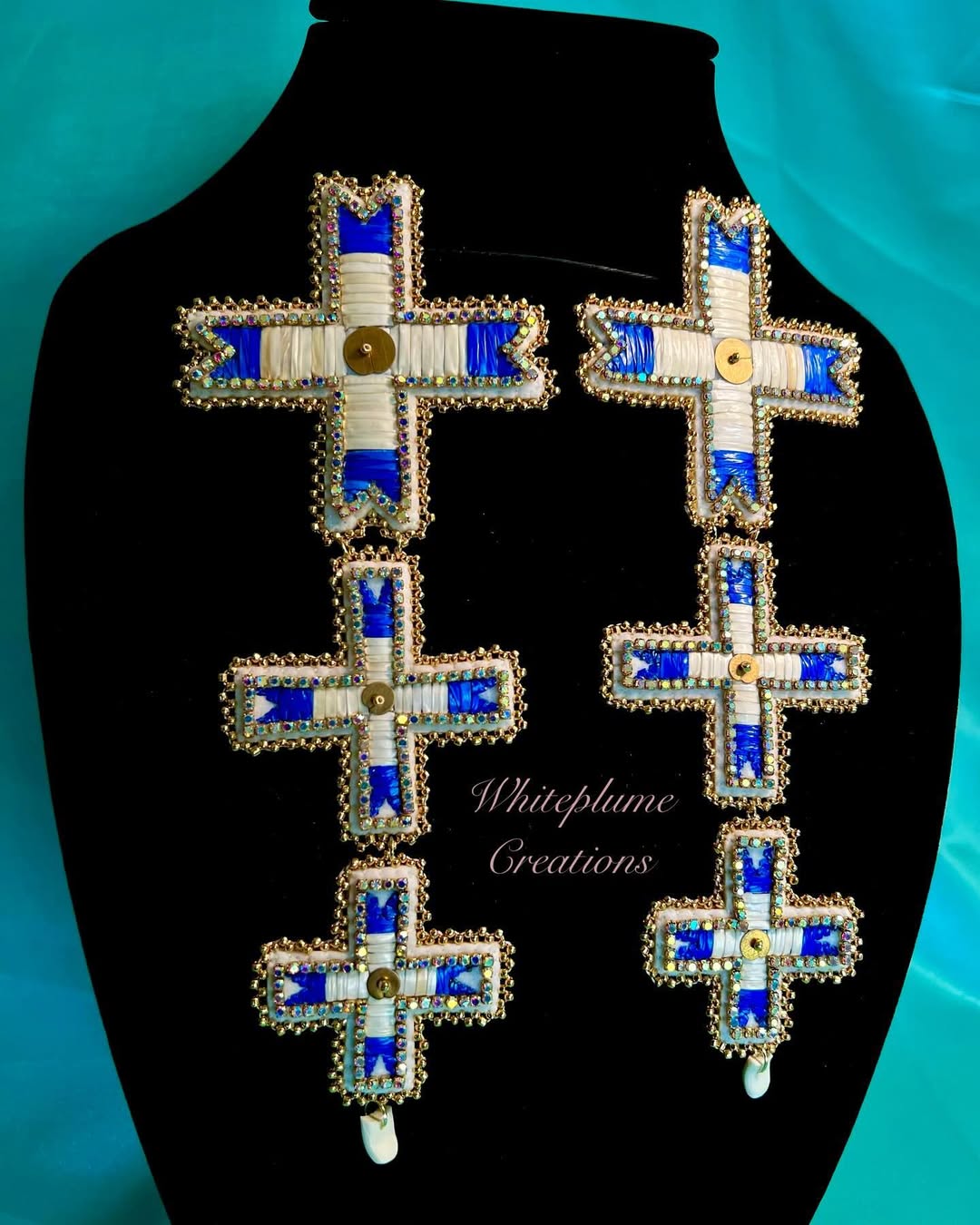 *SOLD🥰 💙➕3 tier quilled earrings ➕💙
Approximately 8” long w/ mini elk ivory and lever back post✨