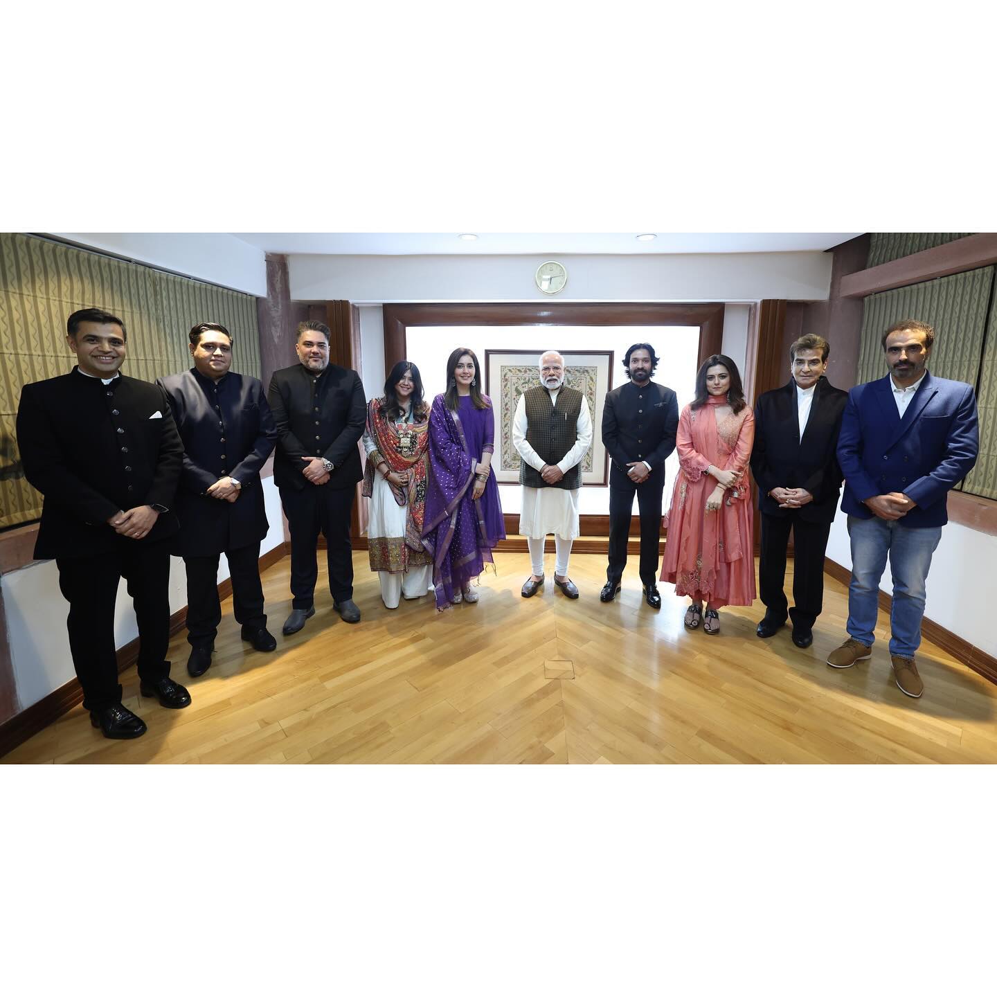 A milestone moment for #TheSabarmatiReport as the Hon’ble PM @narendramodi Ji acknowledges our efforts. Grateful for your kind words and blessings 🙏
@shobha9168 @amulvmohan @anshulmohan @sarnadheeraj @vikrantmassey @raashiikhanna @iridhidogra #UmeshKrBansal @janvigill @shrey.jhawar @balajimotionpictures @vikirfilms @zeestudiosofficial @zeecinema @zeemusiccompany @zee5