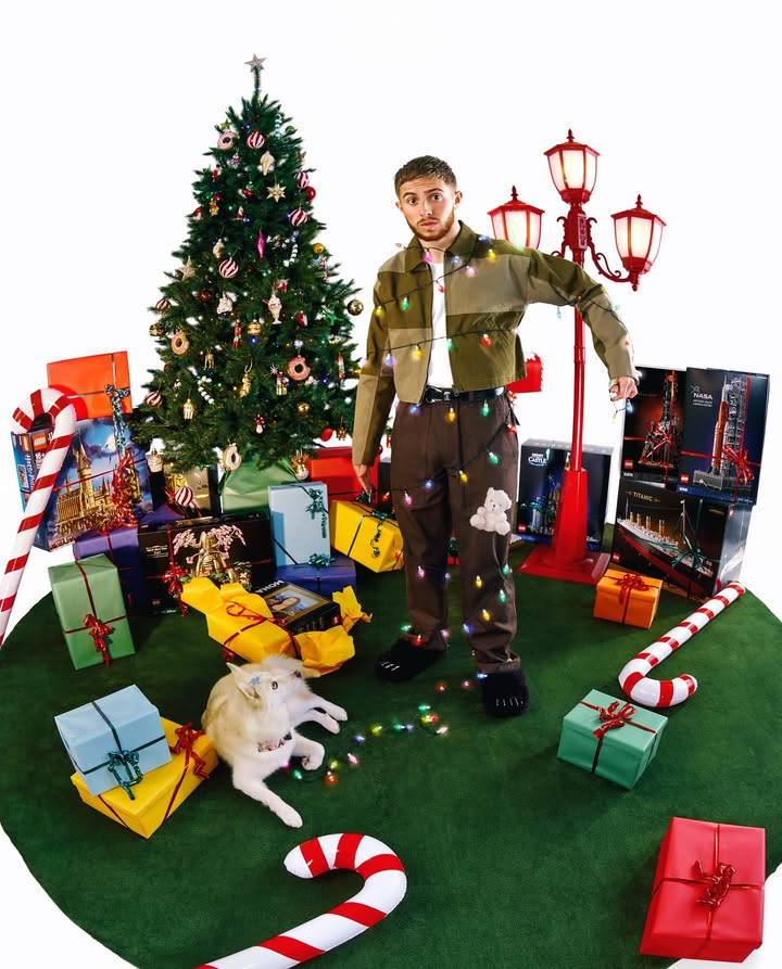 ✅ CONCOURS TERMINÉ ✅ avec @legofrance_official on vous met bien pour Noël 🎅
Il y’a 30 boîtes LEGO à gagner ! Regardez bien toutes les photos car 15 boîtes différentes y sont cachées et c’est toi qui choisis celle que tu veux gagner 👑
Pour tenter de remporter une boîte et faire partie des 30 gagnants :
-> suivez @legofrance_official
-> likez le post
-> tagguez 2 amis et précisez votre set préféré sur les photos
Tirage au sort le 15 décembre 2024. Bonne chance !!!
Règlement jeu concours en commentaire épinglé