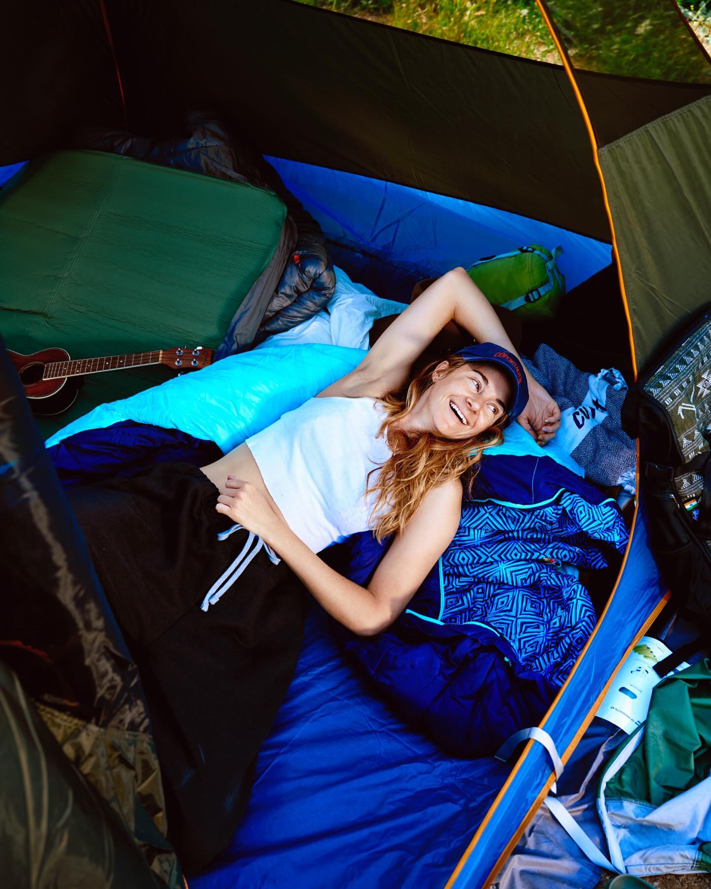 went camping w some rad women. snuggled w my bestie. @cahlinetompkins took some cheeky shots. @highhip + i chatted some life. got to be one of the best photoshoots i’ve ever done. thank you @outsidemagazine. let’s boogie again.
Words @highhip
Photographer @cahlinetompkins
Stylist @kriskriskris
Producer @kyrajkennedy