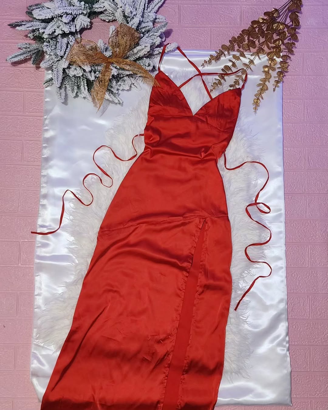 Vestido con abertura 😍 talla "M" L550