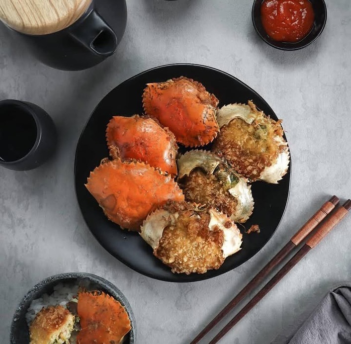 KEPITING BUNTING PREMIUM 🦀🦀🦀
Isinya daging kepiting sudah di kupas dan di bumbui ( kepitingnya hidup bukan froozen ya dan bukan rajungan jadi daging lebih manis)
Sudah siap makan yaaa
Bumbunya gurih + dagingnya manis
PO H-1 ( karena butuh proses pengupasan kepiting )
Yang mau order buruan follow @eatcrabss
Wa 📲 : 0818-0350-6485
Bisa kirim luar kota/ pulau yaa
Pengiriman pakai paxel khusus froozen food jadi ada pendinginnya ya biar tidak busuk garansi 100%