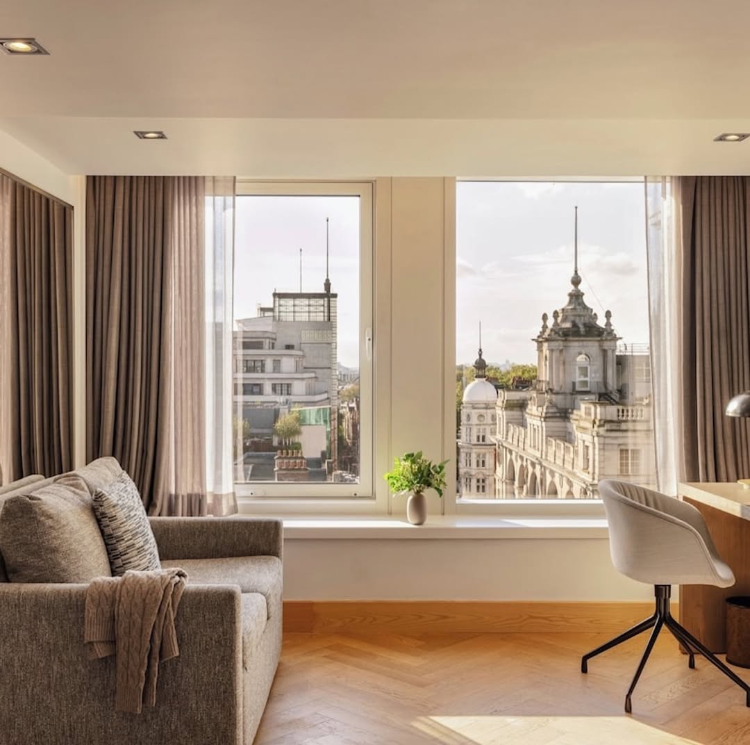 The Royal Garden Hotel London, where luxury meets serenity 🌿✨ Right in the heart of Kensington and just steps from Hyde Park, the Royal Garden Hotel puts you in the middle of the city’s vibrant energy. @royalgardenhotellondon #RoyalGardenHotel