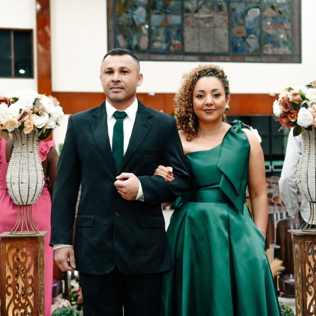 Madrinha de casamento
Make:@helo_makeup365
@espaco365hair
@lucidia365
#padrinhosdecasamento #madrinhas #madrinhadecasamento #makeup #makebrasil #makeuptransformation #makeupbrasil