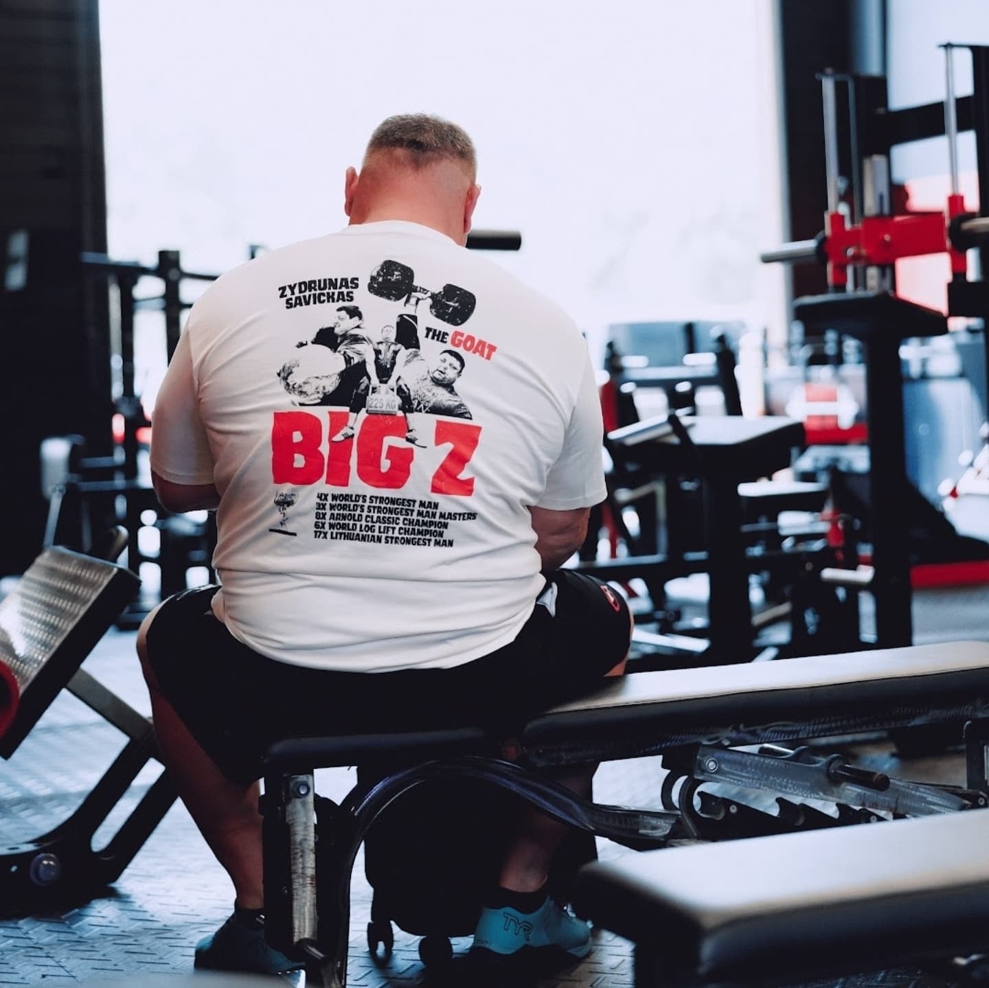 Overhead lifts seminar at @ironhouse_fl with @strongmaninstitute and @inez_prostrongwoman #strongman #seminar #orlando #florida #galiunai #bigz #liftingweights #worldsstrongestman #gymmotıvatıon #gymlife #strength