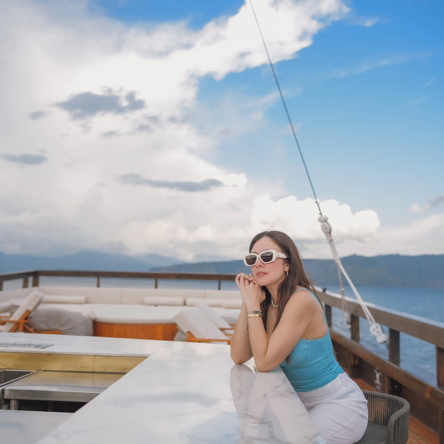 ⛴️